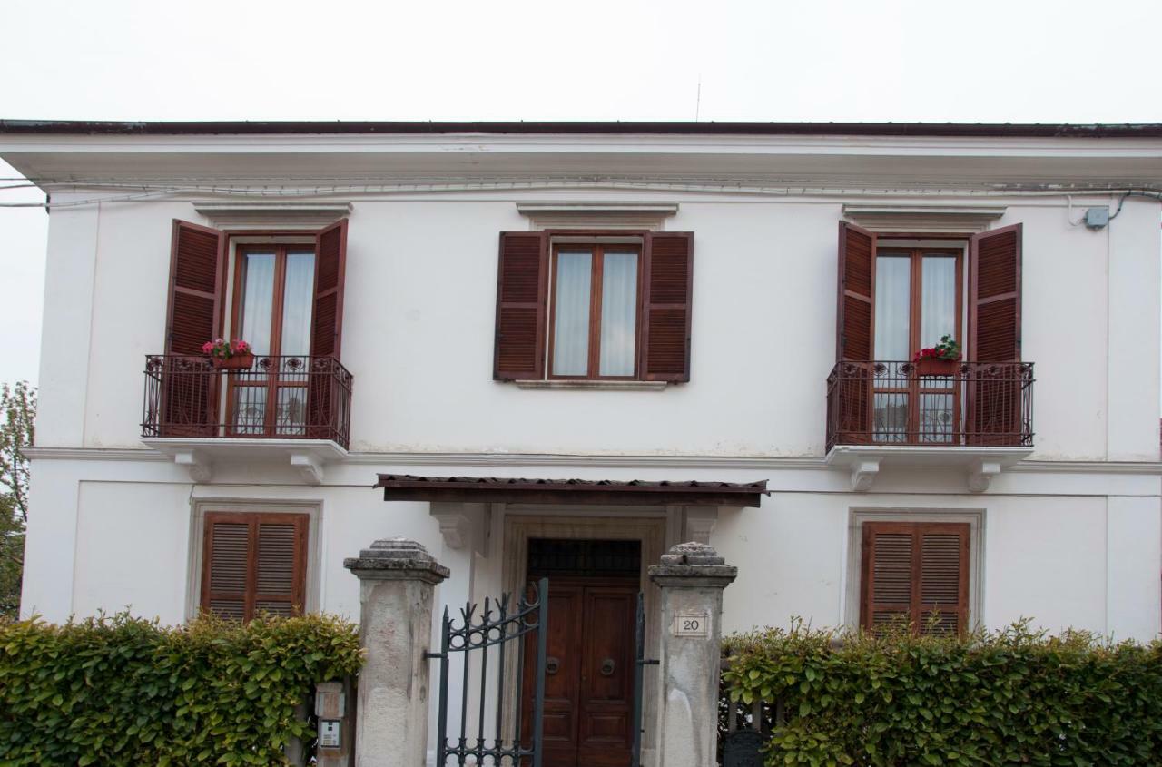 Relax Apartment Sulmona Exterior foto